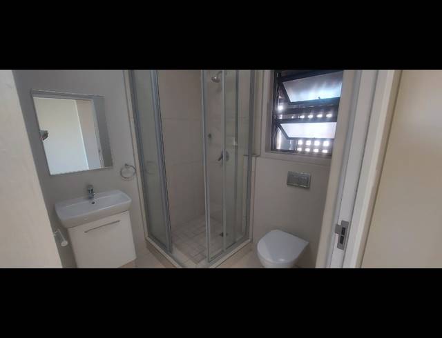 1 BEDROOM SECTIONAL TITLE FOR SALE IN UMHLANGA RIDGE